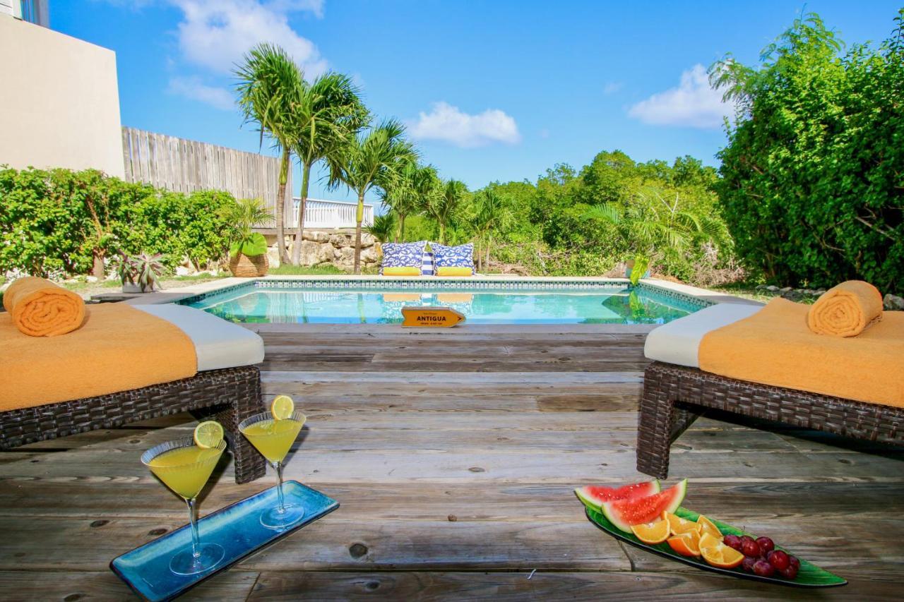 The Hideaway At Hughes Point Hotel Freetown Village Exterior foto